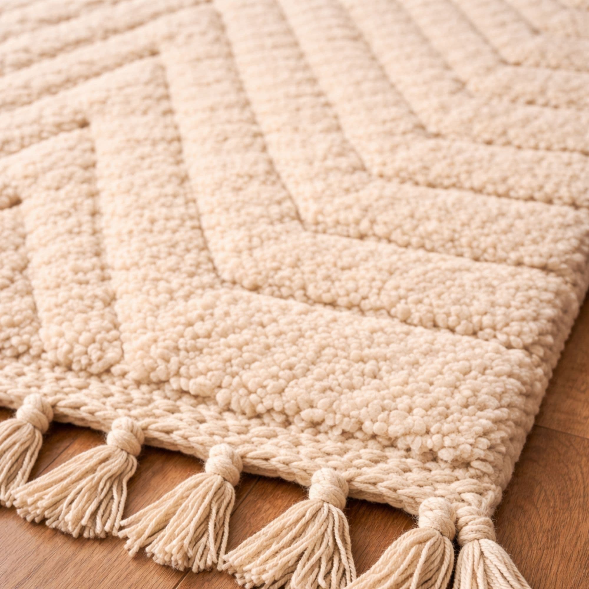 Handwoven Mrirt Rug - Ivory Geometric High-Low Pile - Detail view 2
