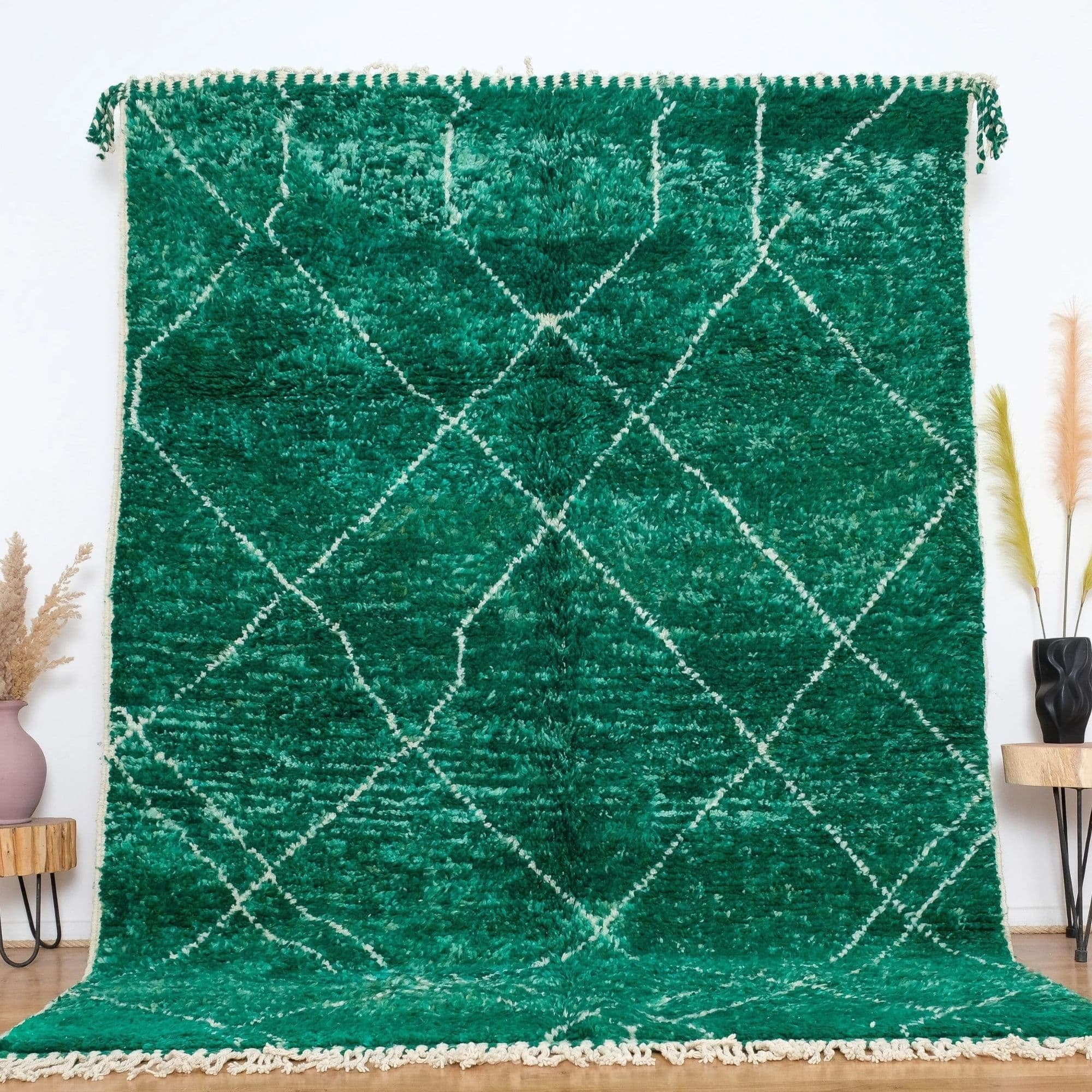 Green Moroccan Wool Rug - Handwoven Diamond Pattern - Detail view 2