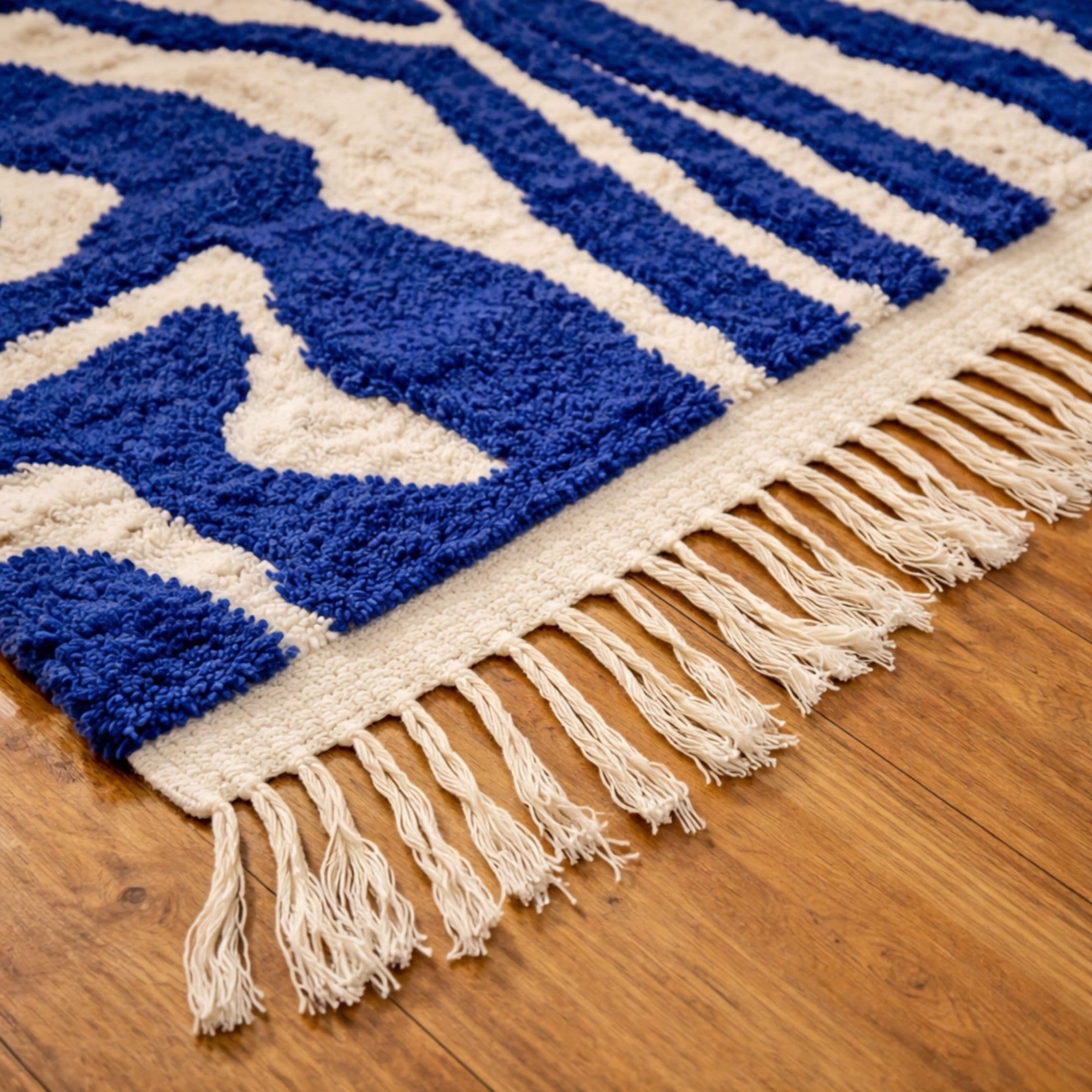 Cobalt Blue Azilal Rug - Abstract Moroccan Wool - Detail view 3