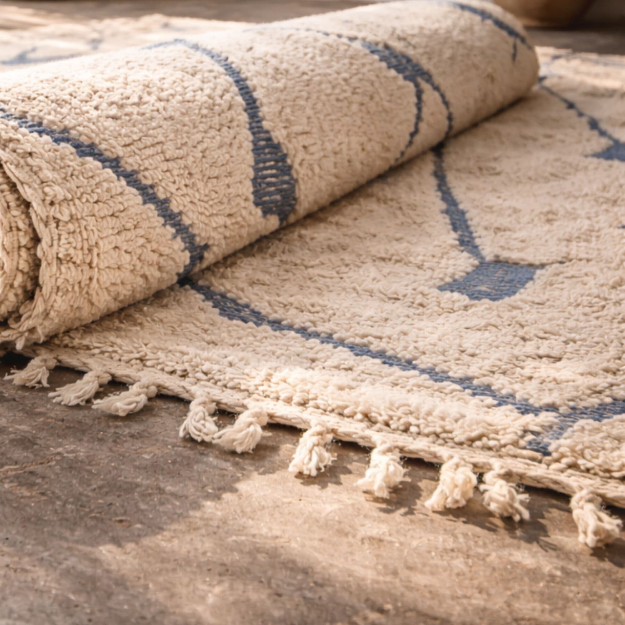 Azilal Wool Rug — Ivory Large — Hand-Knotted in Morocco - Detail view 3