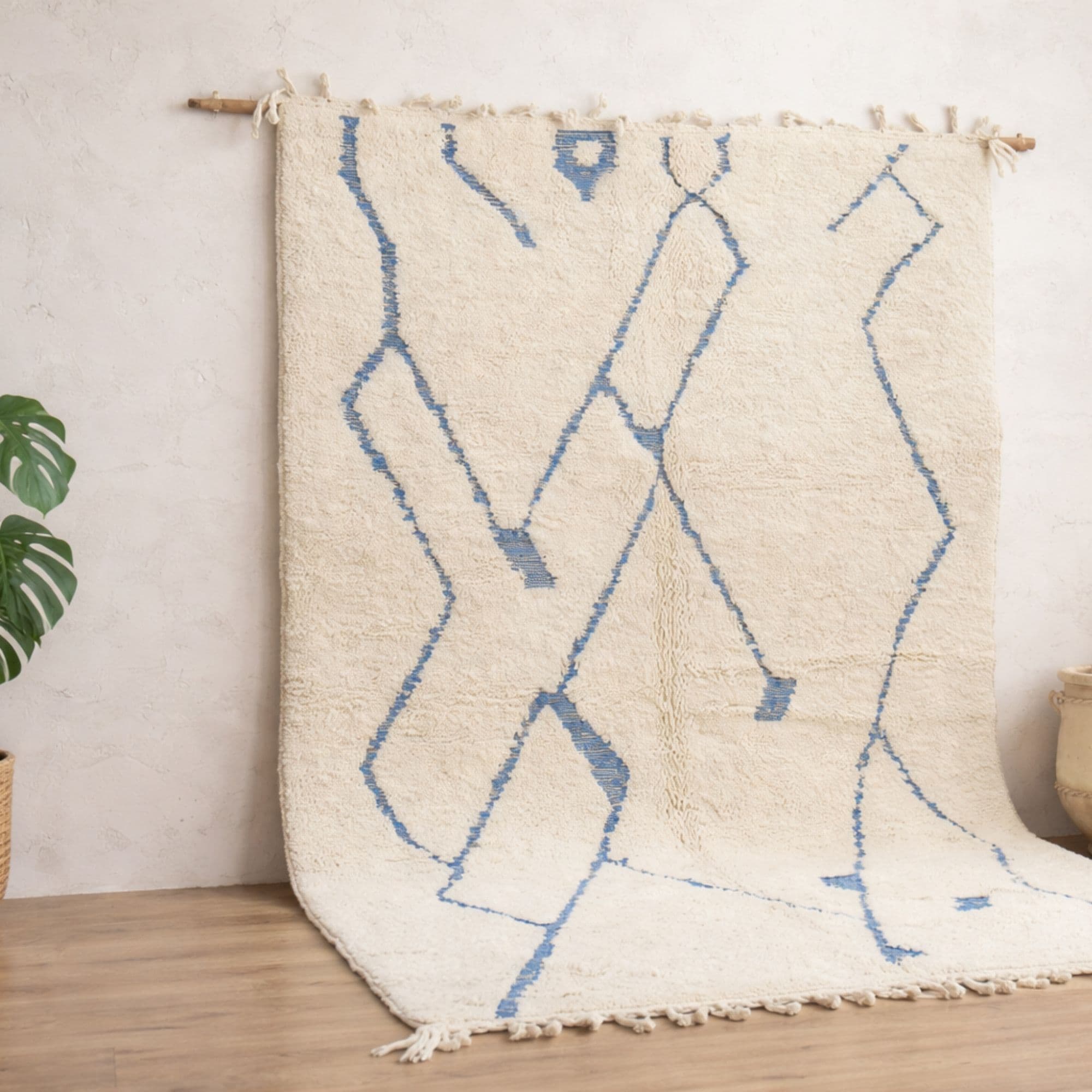Moroccan Azilal Rug — Large Ivory — Hand-Knotted Wool - Detail view 3