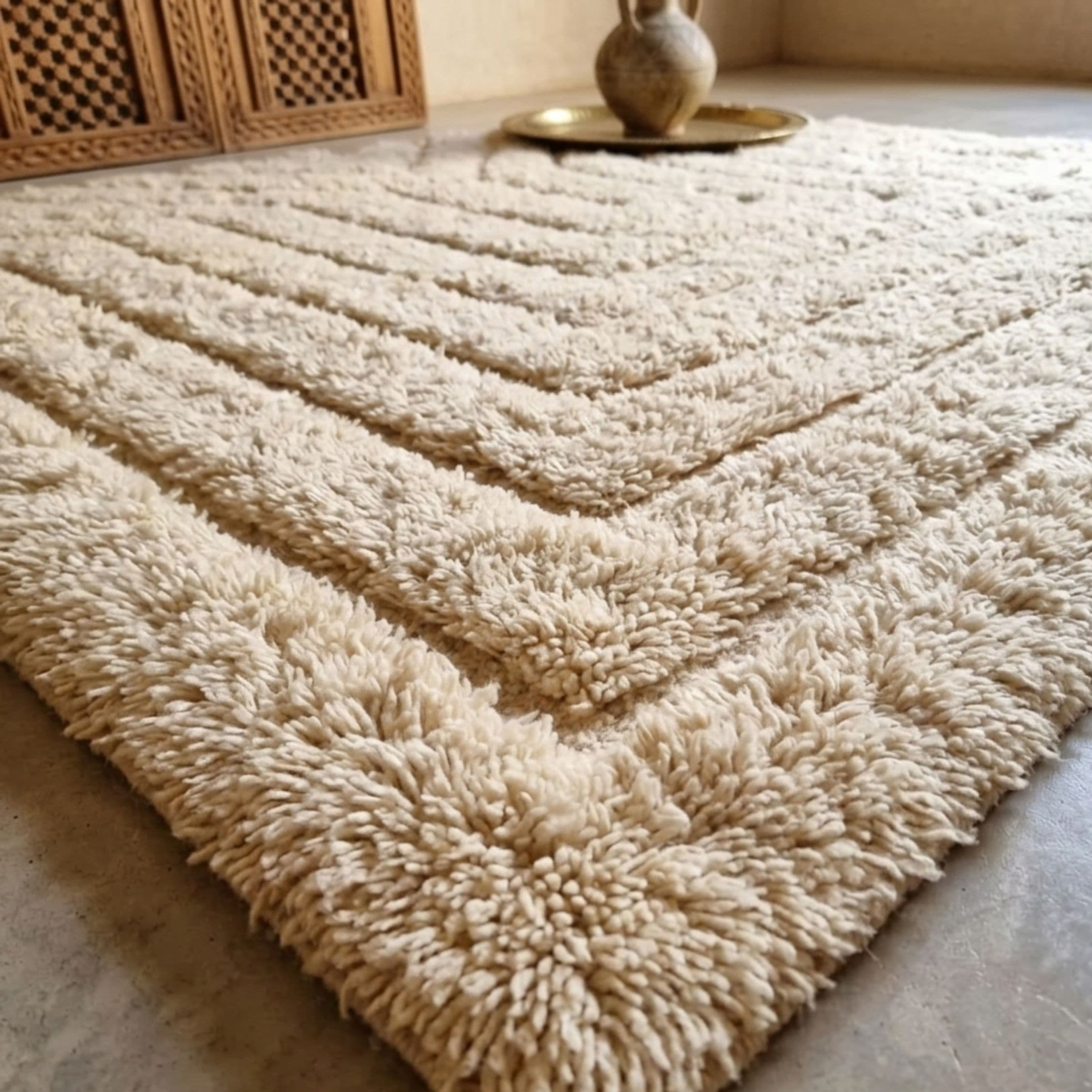 Moroccan Mrirt Rug — Large Ivory — Hand-Knotted Wool - Detail view 3
