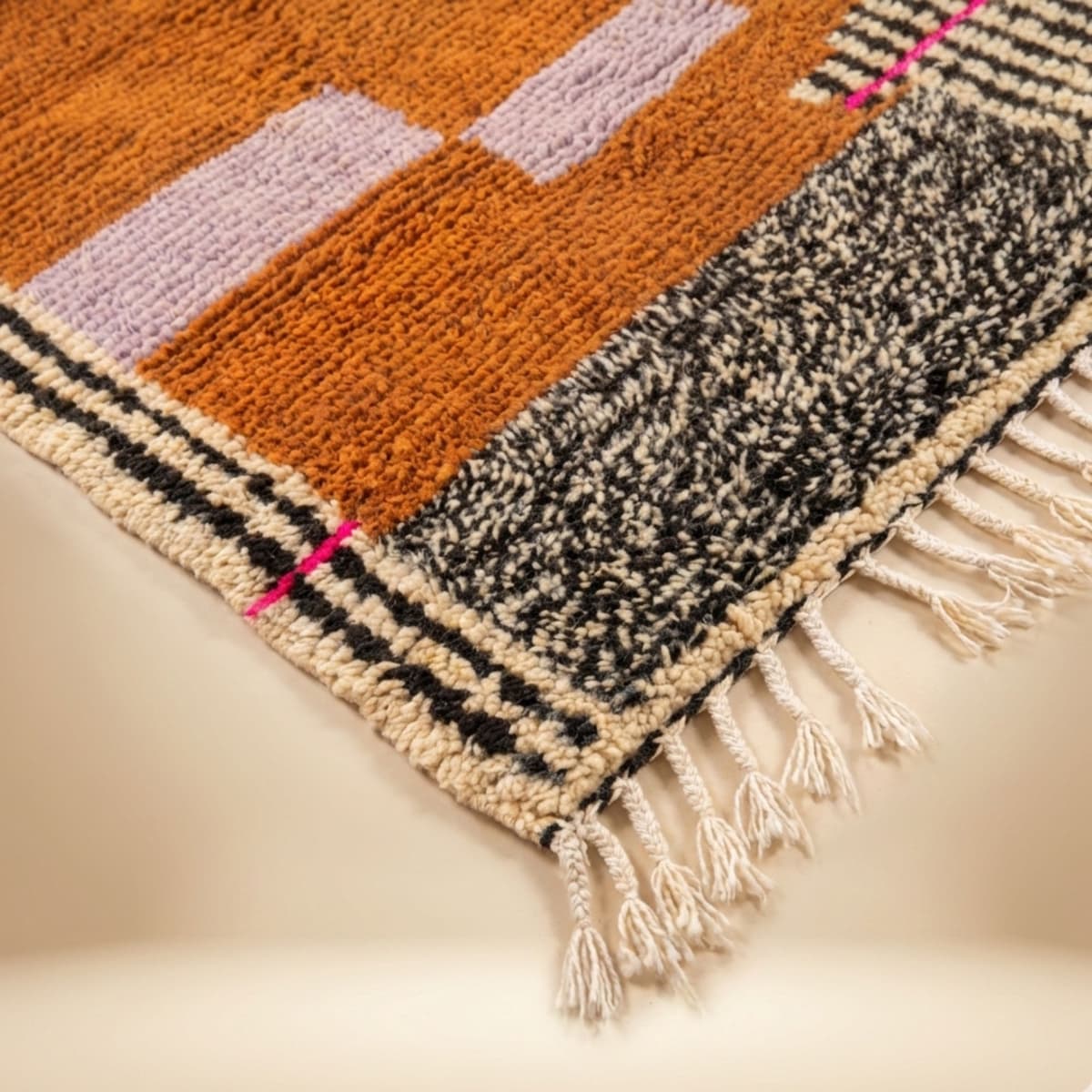 Moroccan Rug 8x10 — Orange Berber Rug — Graphic Modern Style - Detail view 2