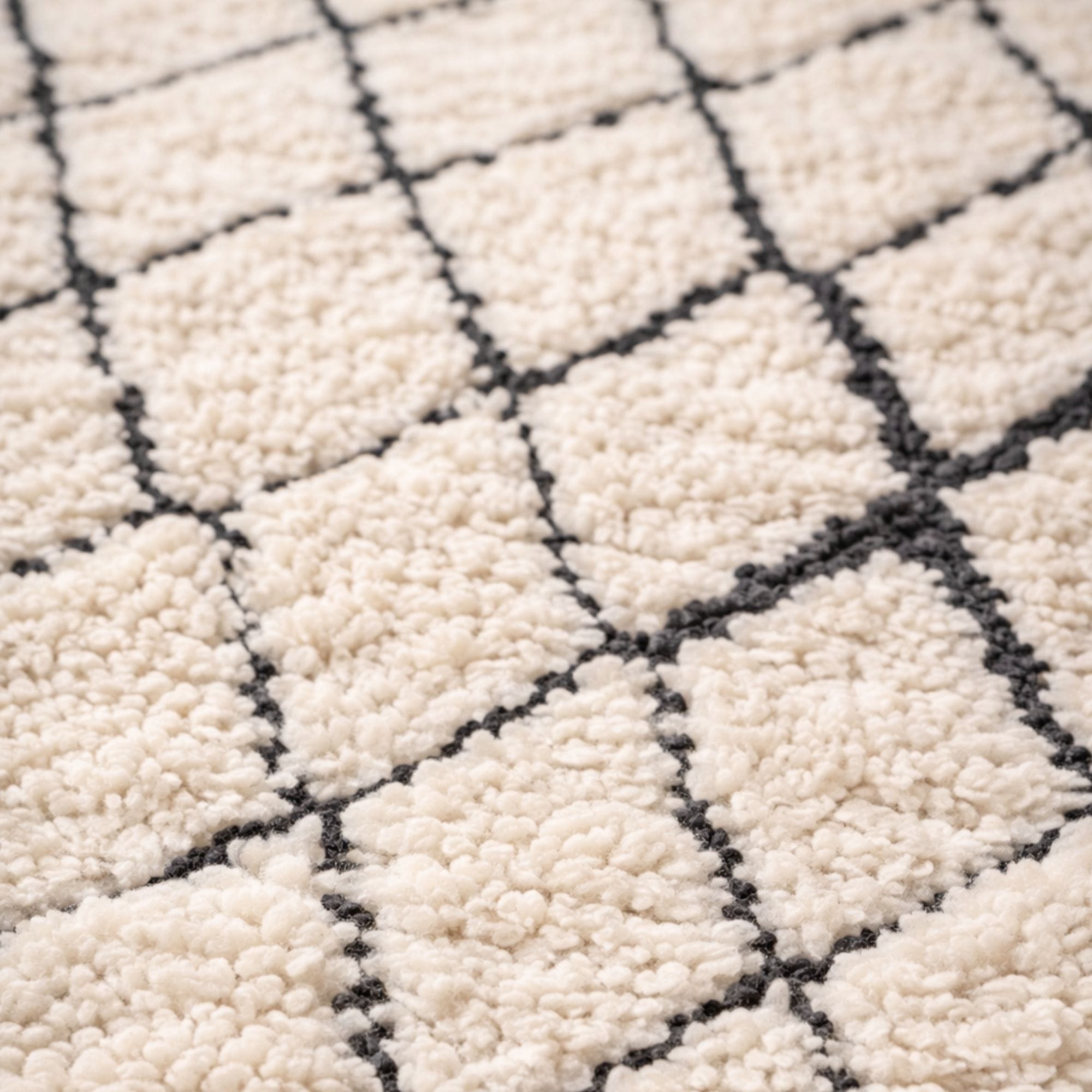 Ivory Beni Ourain Rug - Black Diamond Lattice - Beni Ourain Moroccan rug in Ivory color, 244 x 305 cm