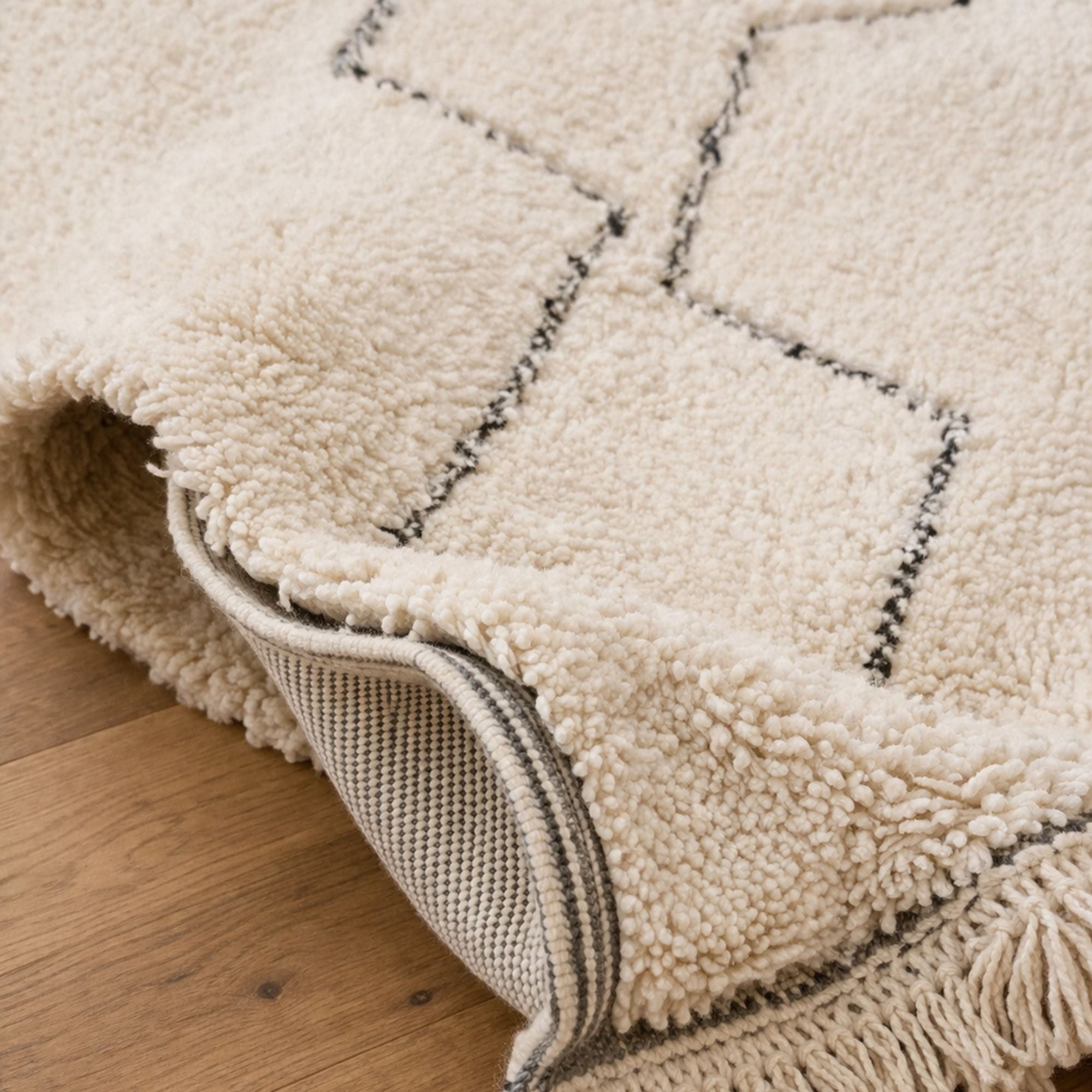 Ivory Beni Ourain Rug - Charcoal Chevron Lines - Beni Ourain Moroccan rug in Ivory color, 244 x 305 cm