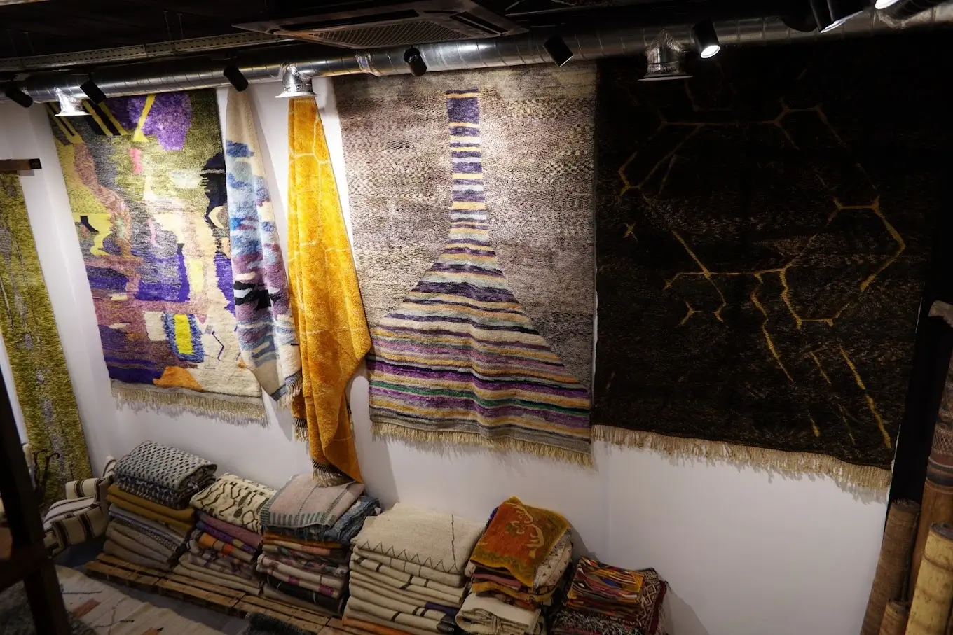 Beni Ourain Rugs: The Complete Buyer’s Guide