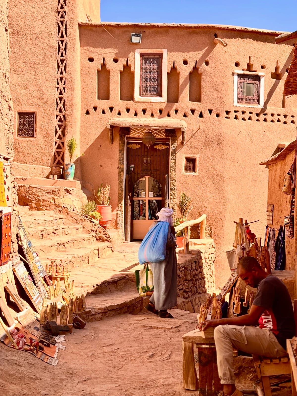 The Woven Sanctuary: How Amazigh Women Engineered the Desert Tent