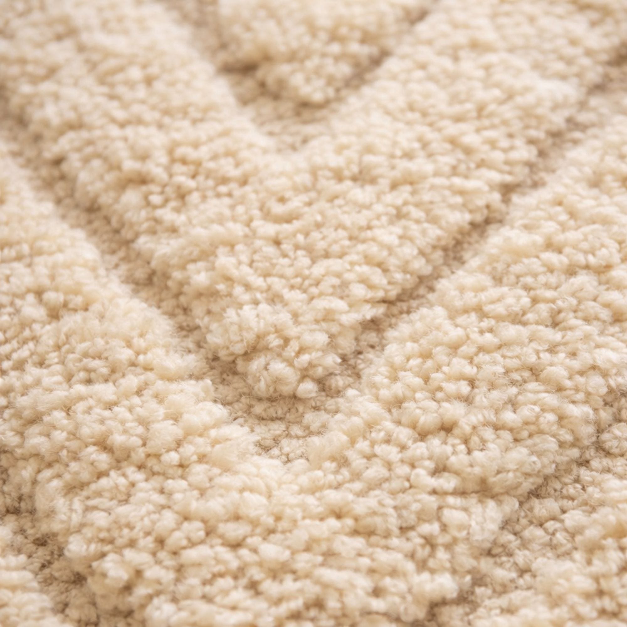 Modern Moroccan Area Rug - Nested Chevron Texture - Mrirt Moroccan rug in Ivory color, 183 x 274 cm