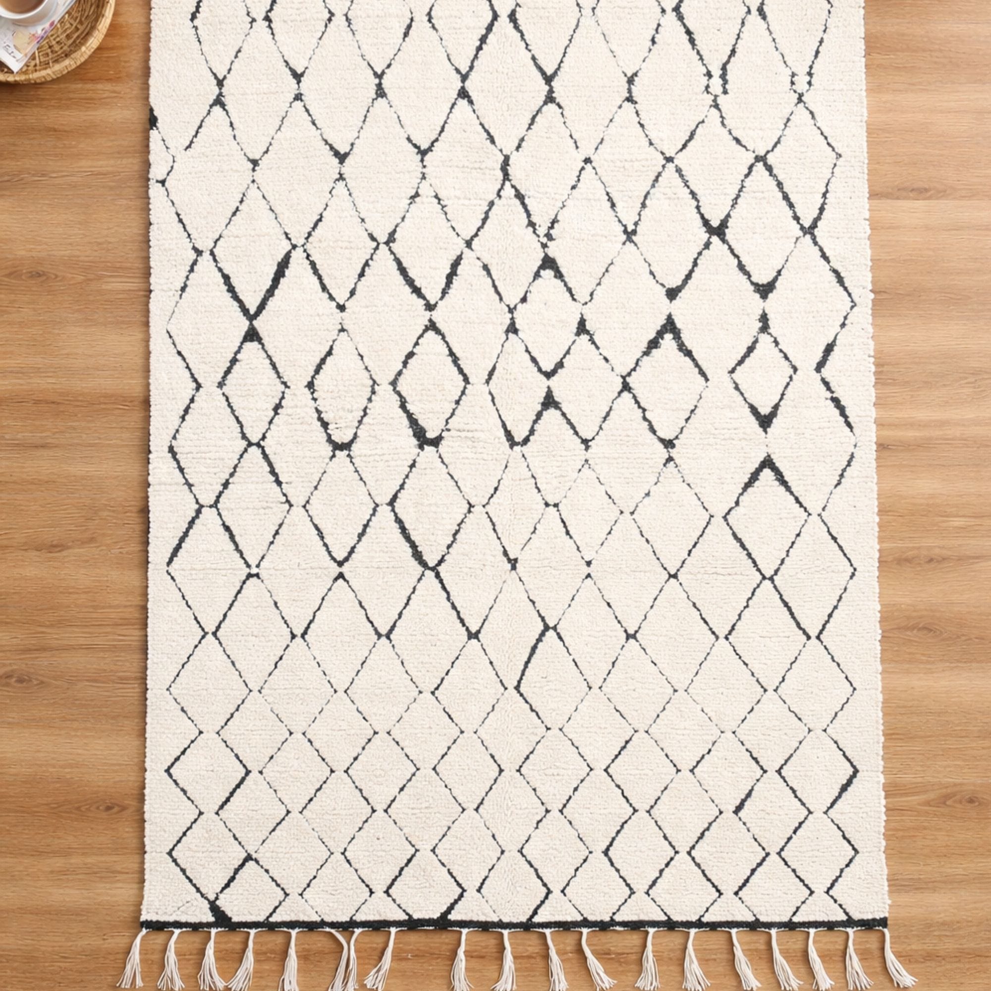Ivory Beni Ourain Rug - Black Diamond Lattice - Beni Ourain Moroccan rug in Ivory color, 244 x 305 cm