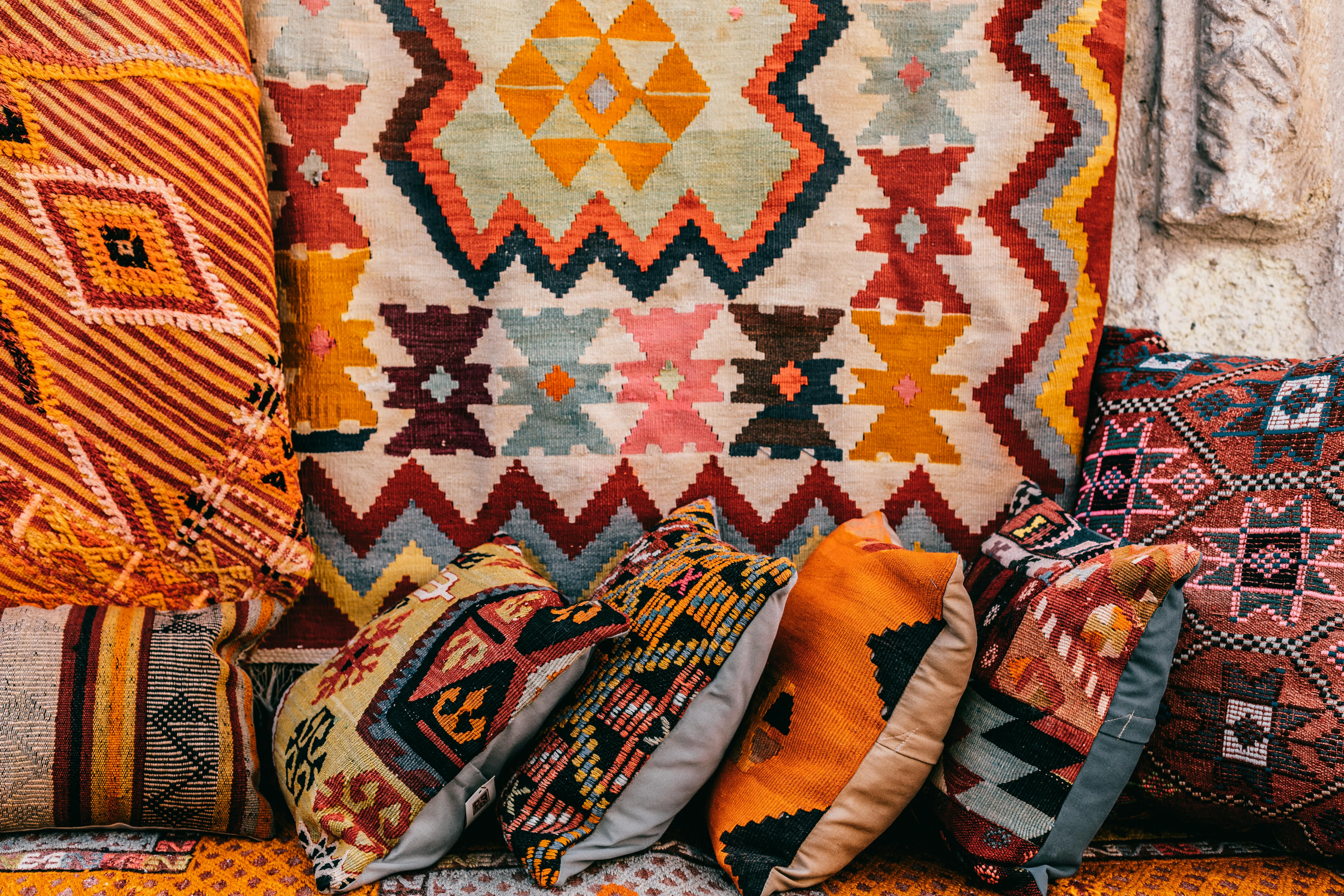 The Beauty of the Flaw: Wabi-Sabi, Modernism, and the Vintage Moroccan Rug